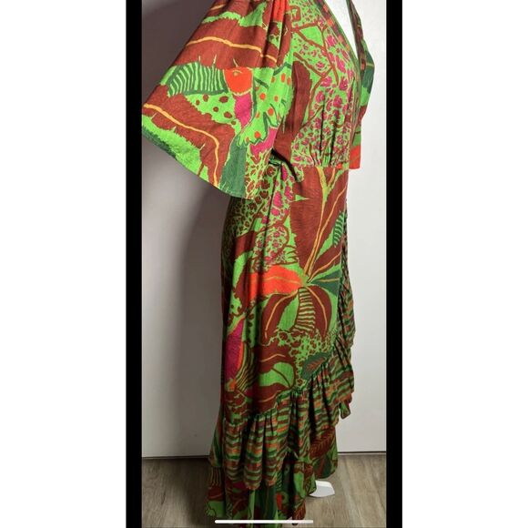 NWOT Farm Rio Floral Tropical Green Flutter Sleeve Tiered Ruffle Maxi Wrap Dress - Picture 7 of 12